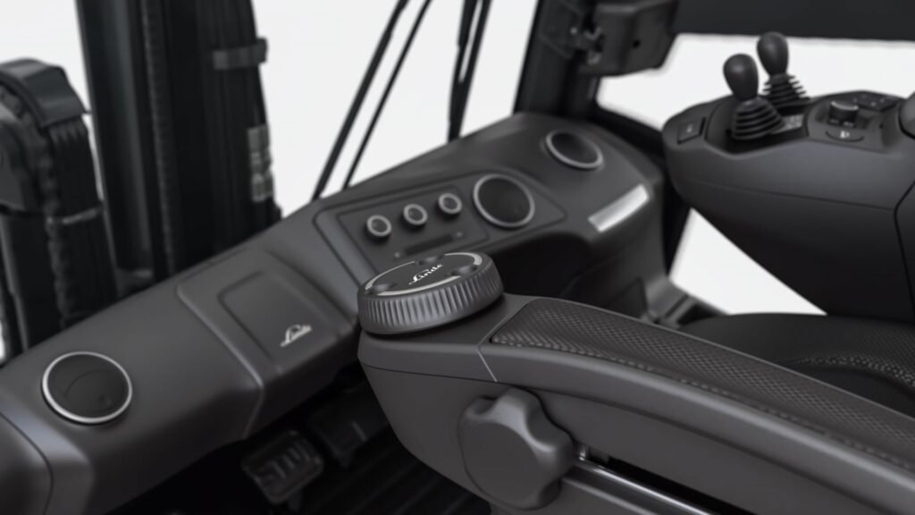 Linde mini-wheel kontrolor kao dodatna kontrola upravljanja viljuškarem